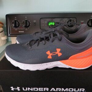 Men's Under Armour Charged Escape 4 Sneakers